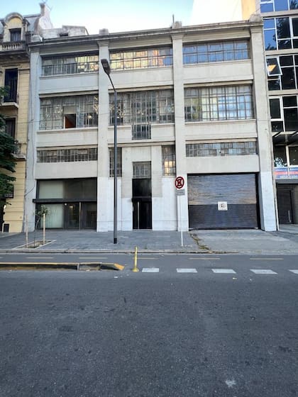 El edificio sobre Azopardo donde funcionaba el Buenos Aires Herald se convertirá en un edificio de bauleras