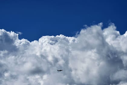 El efecto de las nubes sobre el clima es complejísimo e introduce mucha incertidumbre en los modelos climáticos y de predicción