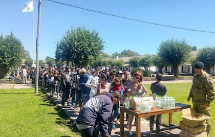 El Ejército ayudó a los fanáticos que quedaron varados en Olavarría