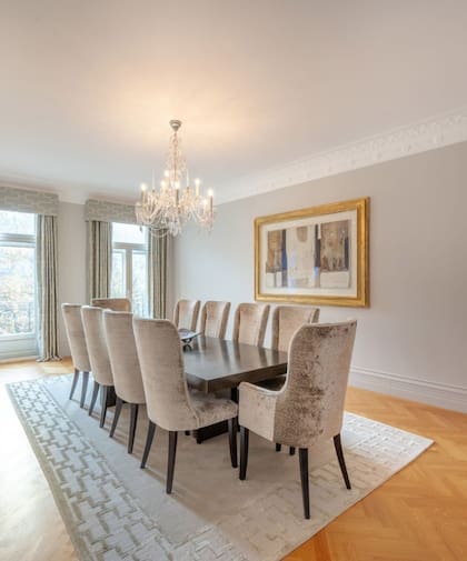 El elegante comedor para reunir a 10 personas