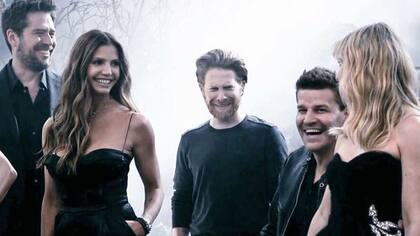 El elenco completo de Buffy se volvió a reunir después de 20 años del estreno de esa serie de culto