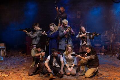 El elenco completo de Libre cautiverio