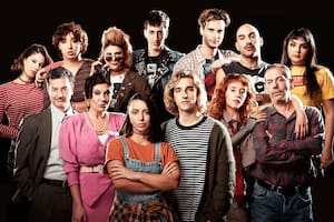 El musical de calle Corrientes que vuelve a los años 90 para contar una historia con canciones de Turf