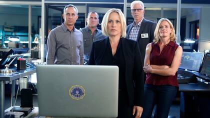El elenco de CSI: Cyber, que no seguirá