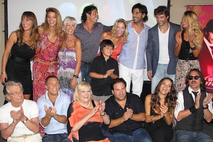 El elenco de Dulce Amor