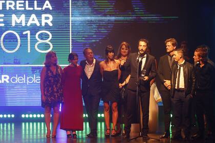 El elenco de El Ardor