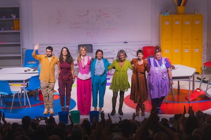 El elenco de El chat de mamis