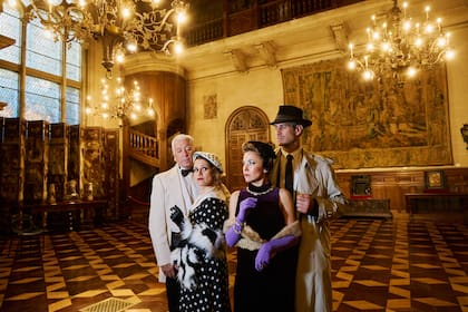 El elenco de "El cuadro maldito" en el Decorativo