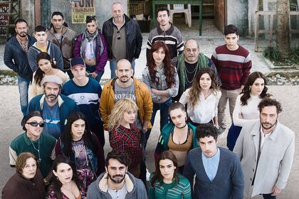 El elenco de la 1-5/18