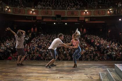 Nico, Flor y Benja festejan junto al público el regreso de Una Semana Nada Más