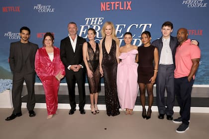 El elenco se completa con Ishaan Khatter, Donna Lynne Champlin, Mia Isaac, Sam Nivola y Michael Beach