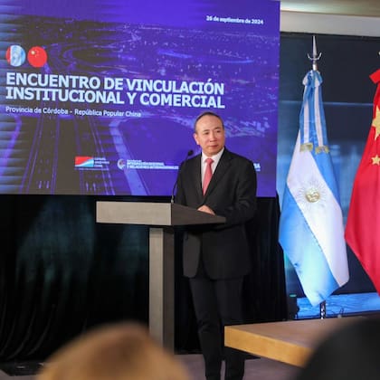 El embajador chino Wang Wei en el encuentro comercial en Córdoba (Córdoba Produce)