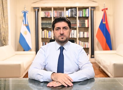 El embajador de Armenia en la Argentina, Hovhannes Virabyan