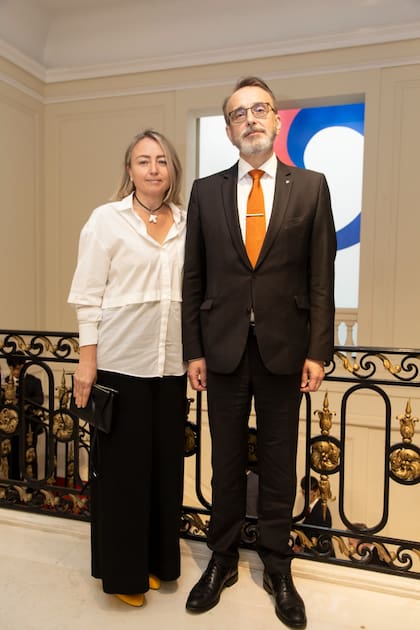 El embajador de Ucrania, Yurii Klumenko, y su esposa, Zoia Klymenko