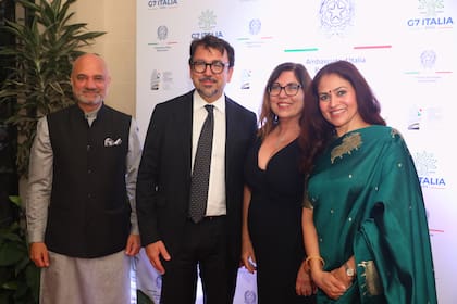 El embajador Fabrizio Lucentini y su esposa Daniela recibieron al embajador de la India y a su esposa