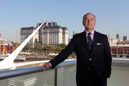 Hein de Vries analizó el entusiasmo que genera la futura reina