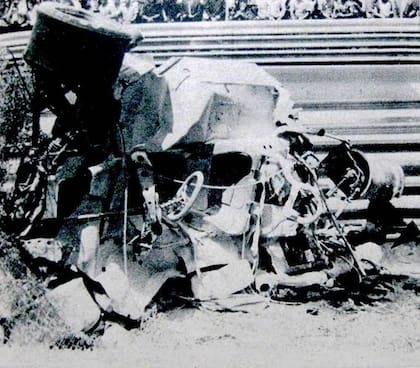 El Embassy Hill de Rolf Stommelen cayó sobre la gente