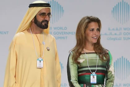 El emir de Dubai Al-Maktoum y la princesa Haya en Dubái