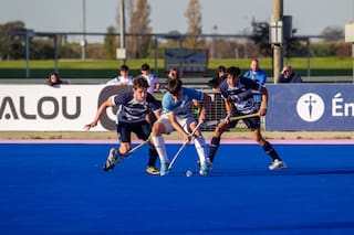 Líderes “apretados” en el torneo masculino y dos equipos dominantes entre las mujeres