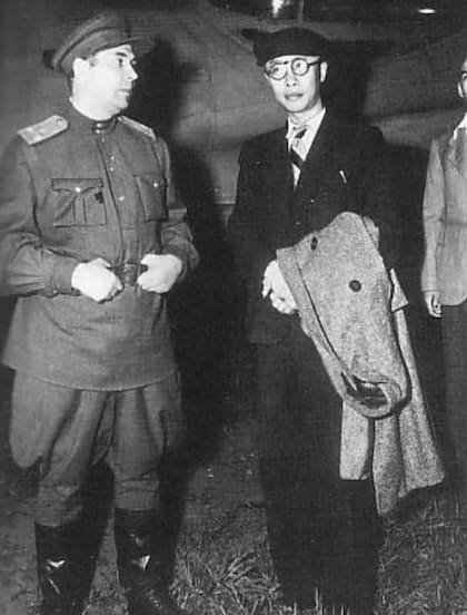 El emperador Puyi tras ser detenido por militares soviéticos.