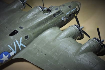 El emprendimiento nació por el interés en los aviones de la Segunda Guerra Mundial
