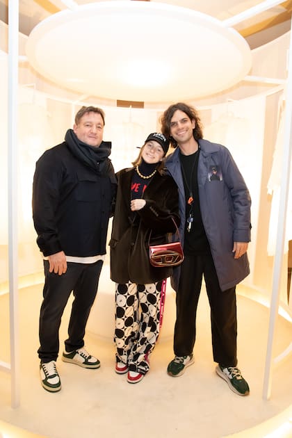 El empresario Alejandro Macfarlane, su hija Jazmín Macfarlane, y Jerónimo "Momo" Trosman