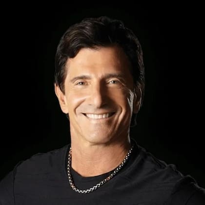 El empresario y escritor es autor de dos best seller sobre finanzas personales (Facebook/ T. Harv Eker)