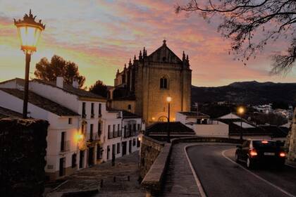 El encanto rural de Ronda, España, se convirtió en lo que la pareja necesitaba para mejorar su calidad de vida