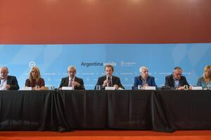 El encuentro coordinado por Gustavo Béliz