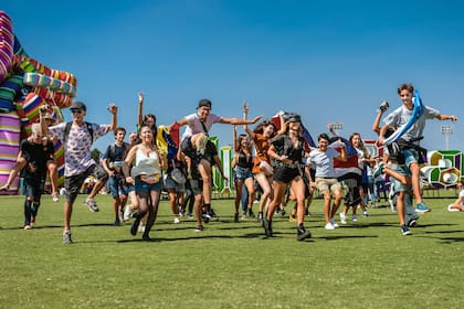 El encuentro cultural más importante del país, donde el público de todas las edades se siente parte, ya tiene el line up y los horarios confirmados.