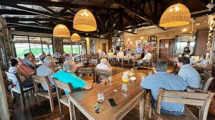 El encuentro de directores, delegados y productores del Distrito 8 de la SRA