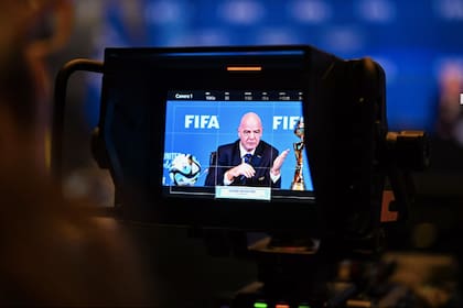 El encuentro de la FIFA fue presencial y virtual