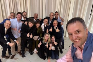 La Casa Rosada celebra fin de año: graban un spot y Milei invitó a sus ministros a una cena en Olivos