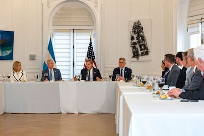 El encuentro en la embajada de la Argentina en Washington.