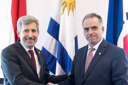 El encuentro entre el gobernador de Entre Ríos, Rogelio Frigerio, y el presidente uruguayo Yamandú Orsi