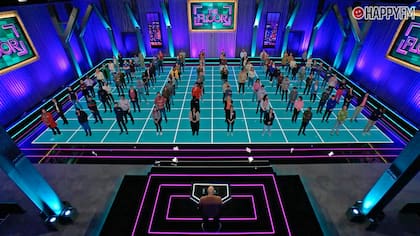 El enorme estudio en el que se realiza The Floor, que tiene cien contricantes luchando por un premio en efectivo