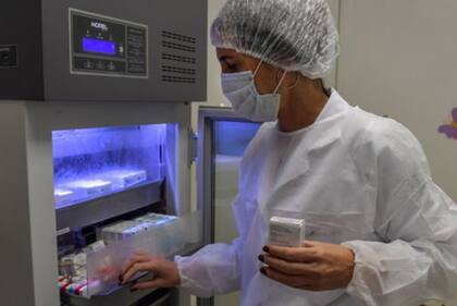 El ensayo de la vacuna de Oxford fue expandido para incluir a miles de voluntarios en Brasil y Sudáfrica