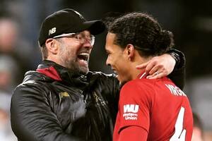 "Como con el marido en la cárcel": la frase de Klopp sobre la baja de Van Dijk