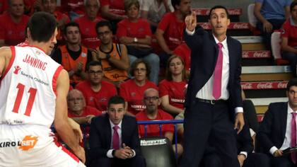 El entrenador de Baskonia, Pablo Prigioni