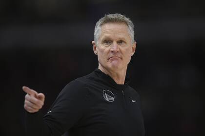 El entrenador de Golden State Warriors, Steve Kerr, se mostró avergonzado por lo ocurrido