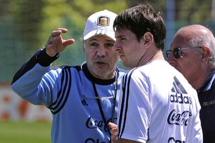 El entrenador ya no sabe cómo calificar a su dirigido