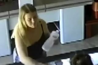 Una mujer quemó viva a la cajera de un supermercado en una presunta escena de celos