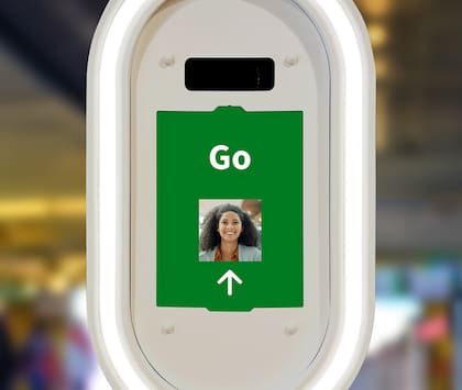 El EPP implemanta tecnología de reconocimiento facial para agilizar la llegada de los viajeros en los aeropuertos