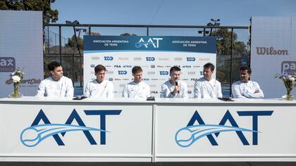 El equipo argentino de Copa Davis, en conferencia de prensa