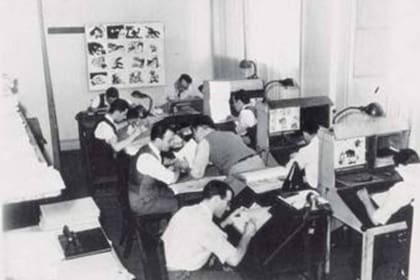 El equipo de animación de Dante Quinterno trabajan en la producción del corto Upa en apuros, estrenado en 1942