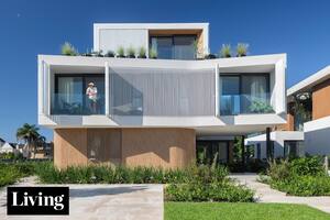 En un pequeño barrio cerrado del Bajo de San Isidro, una casa diseñada con foco en la privacidad