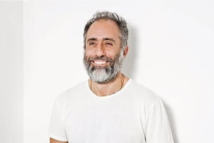 Bayala: "No creo en la palabra 'consumidor'. Me molesta y creo que ofende al público. Definir a alguien desde ahí es como reducirnos a seres que solo se activan y son desde un hecho mínimo de su vida"