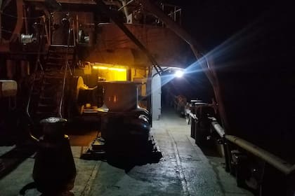 El equipo de Dogma pasó la noche en el barco