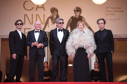 El equipo de Fatherland en la presentación de la película en Cannes