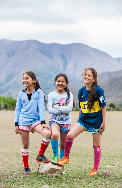 El equipo de fútbol femenino de Los Toldos.